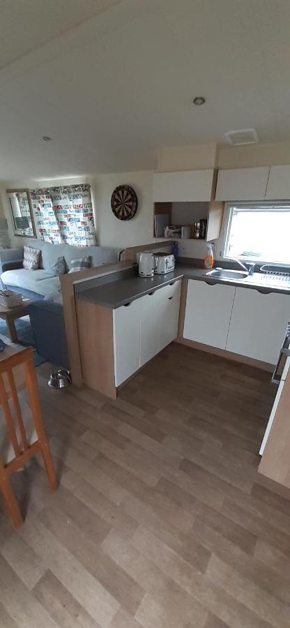 Arual Caravan Manor House Park. Allonby, Cumbria Maryport Esterno foto